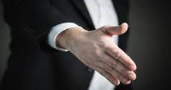 Comment contacter les impôts par email ?