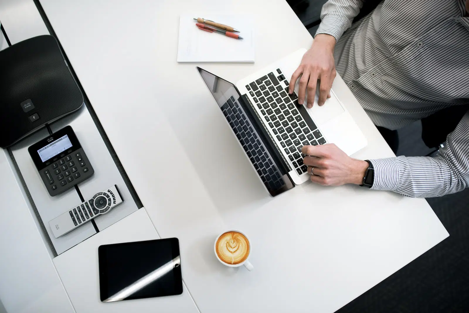 Transformation SARL en SAS : procédure, avantages et formalités