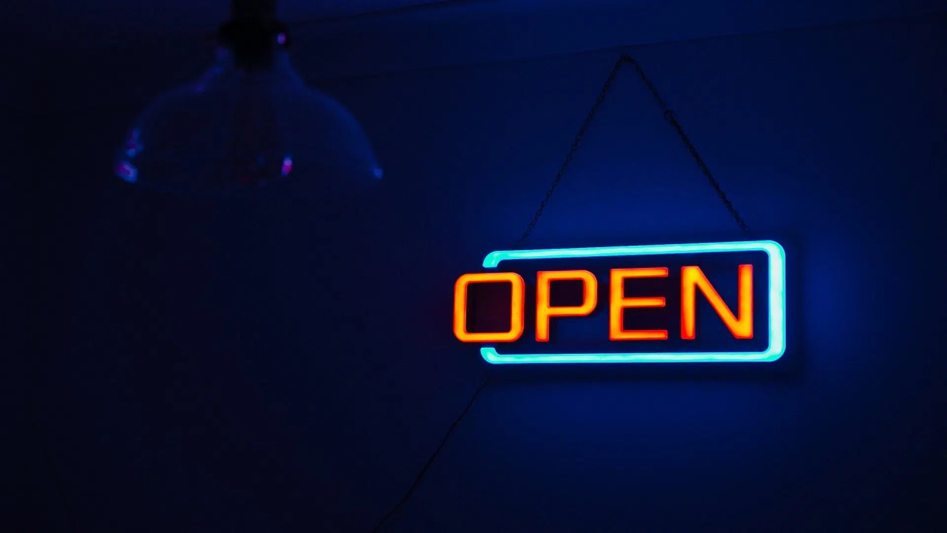 Stratégie de visibilité : quels sont les différents types d'enseignes ?